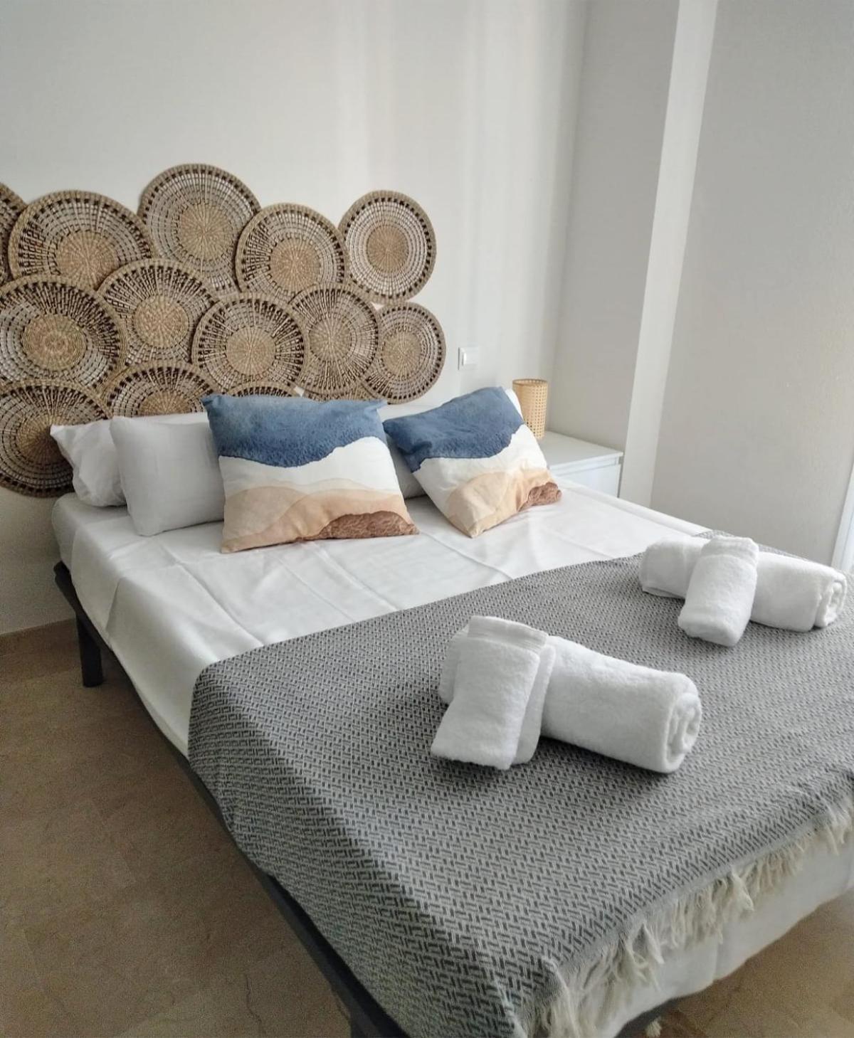 Sol Y Arte Suites Malaga Centro Buitenkant foto